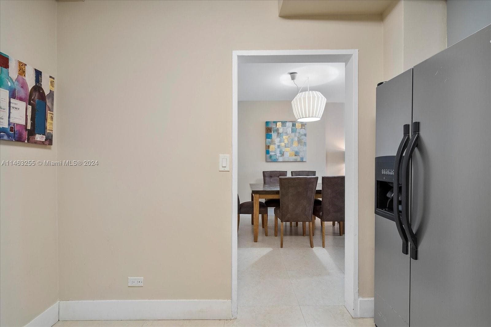 A11463255 — Miami Beach — 24