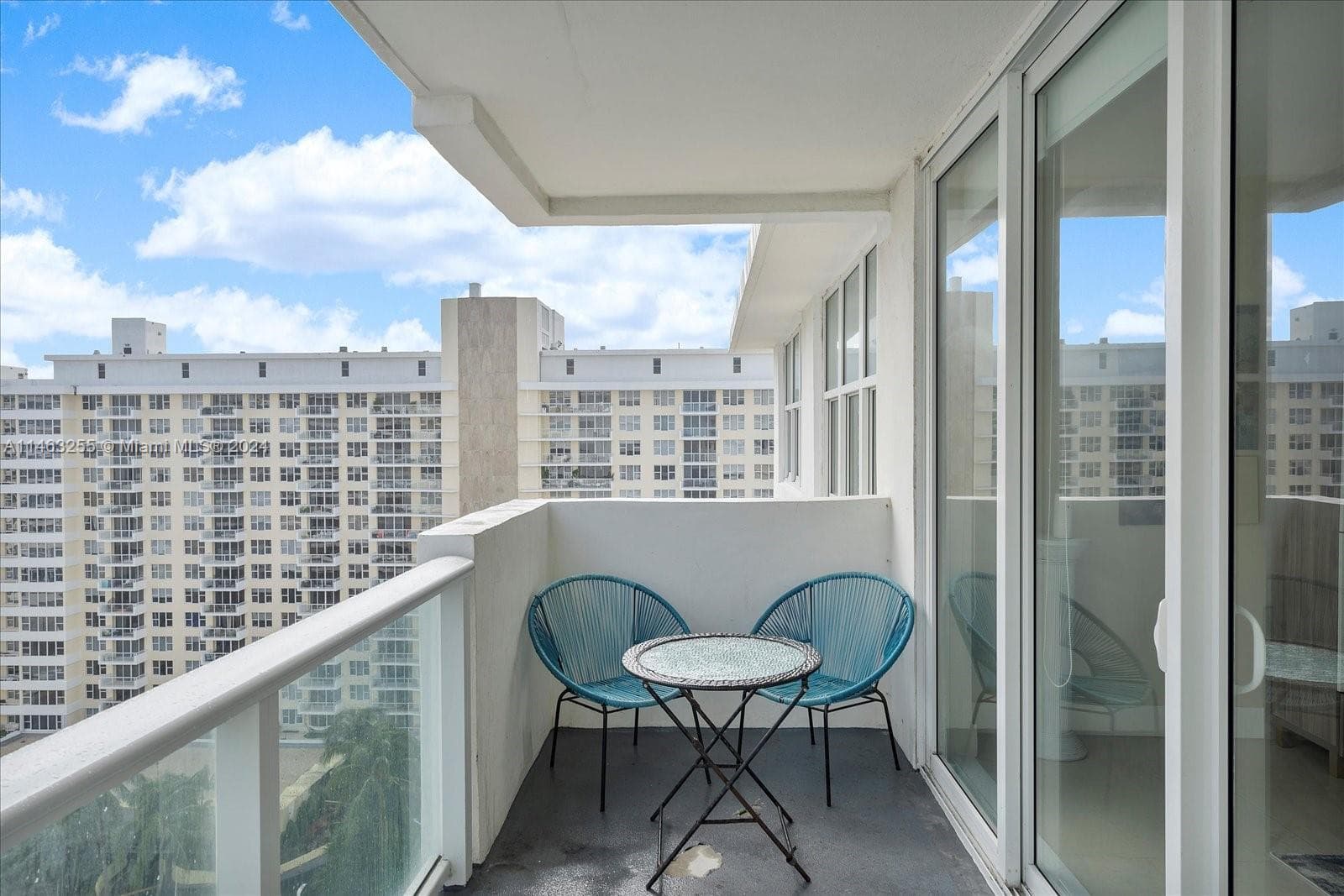 A11463255 — Miami Beach — 37
