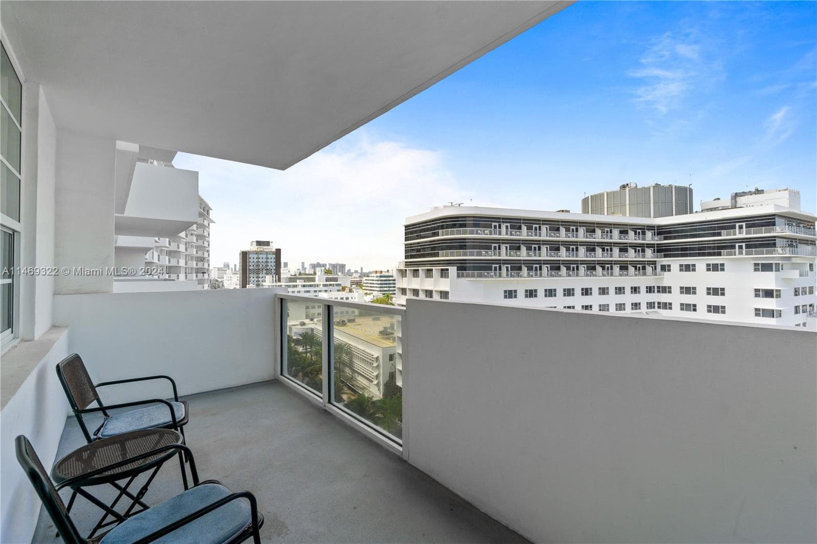 A11469322 — Miami Beach — 13