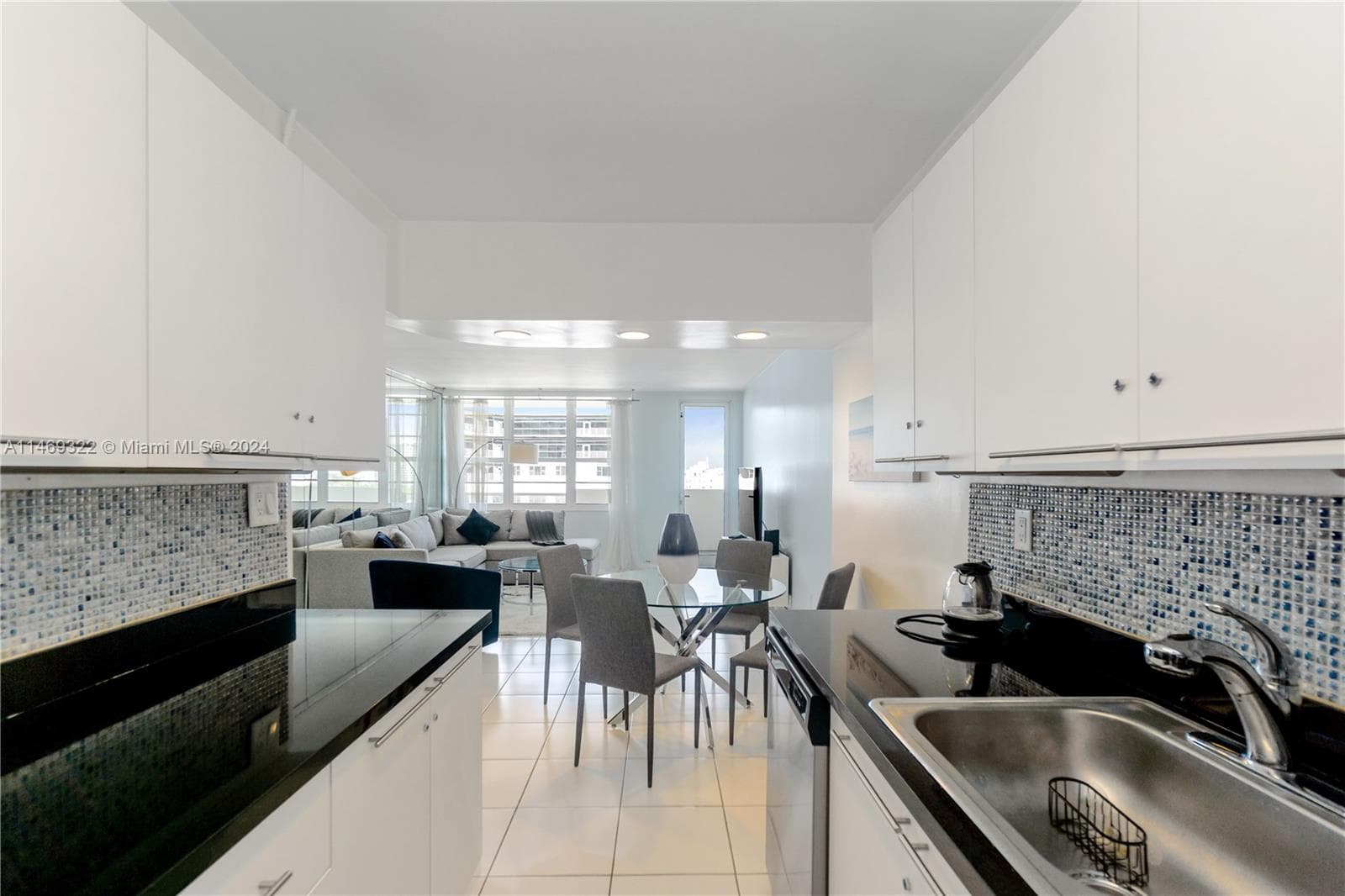 A11469322 — Miami Beach — 4