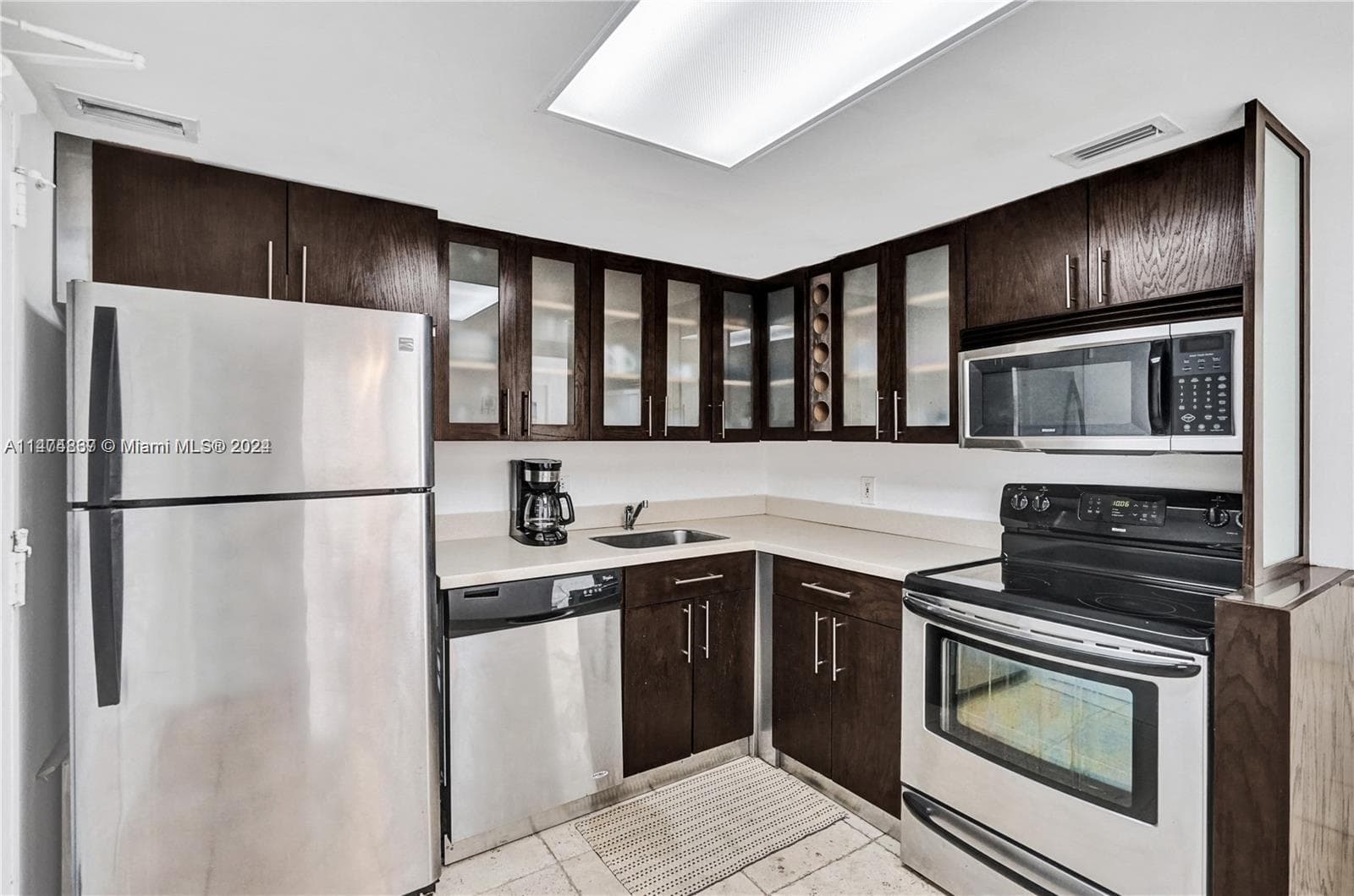 A11474837 — Miami Beach — 12