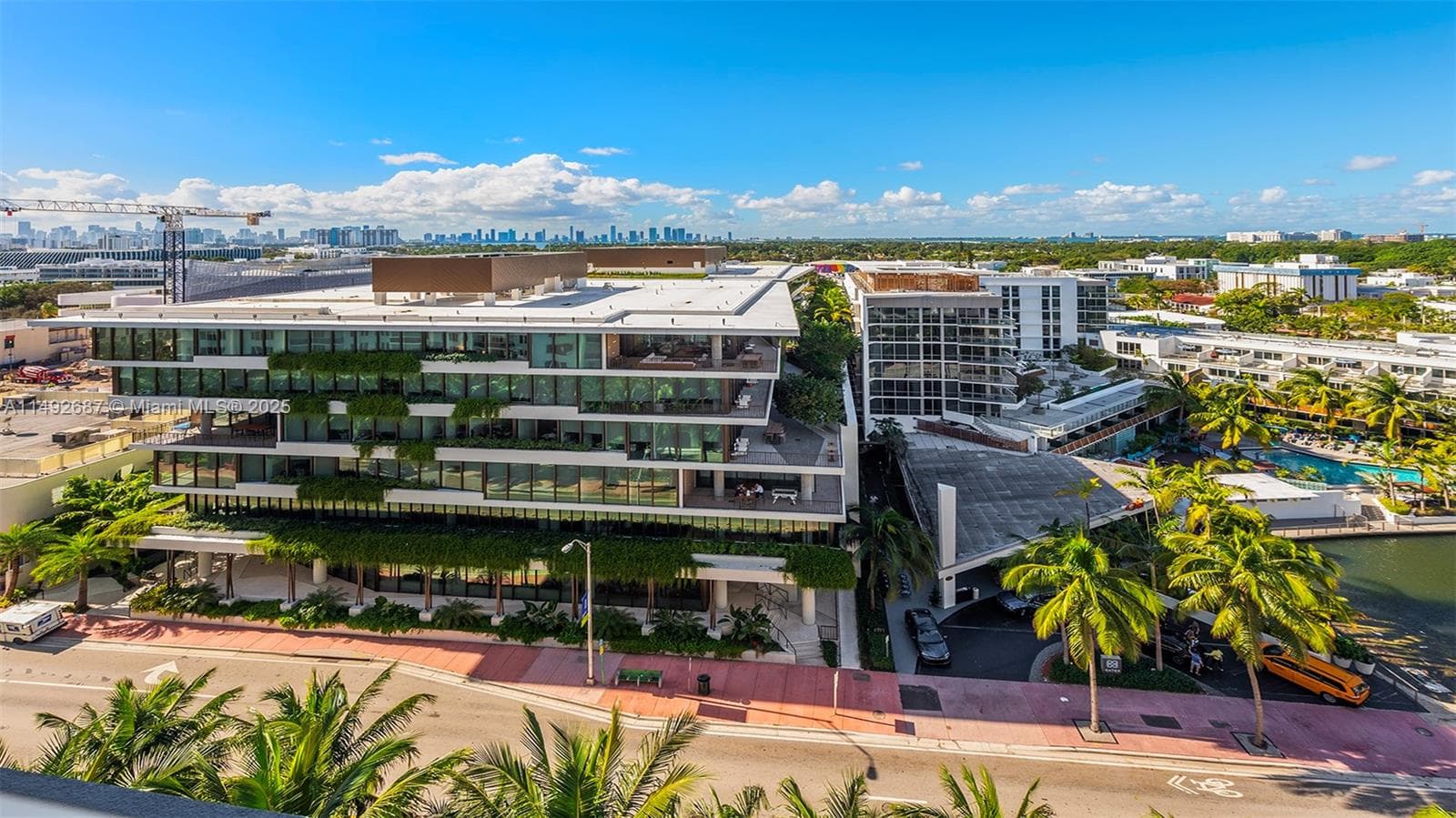 A11492687 — Miami Beach — 15