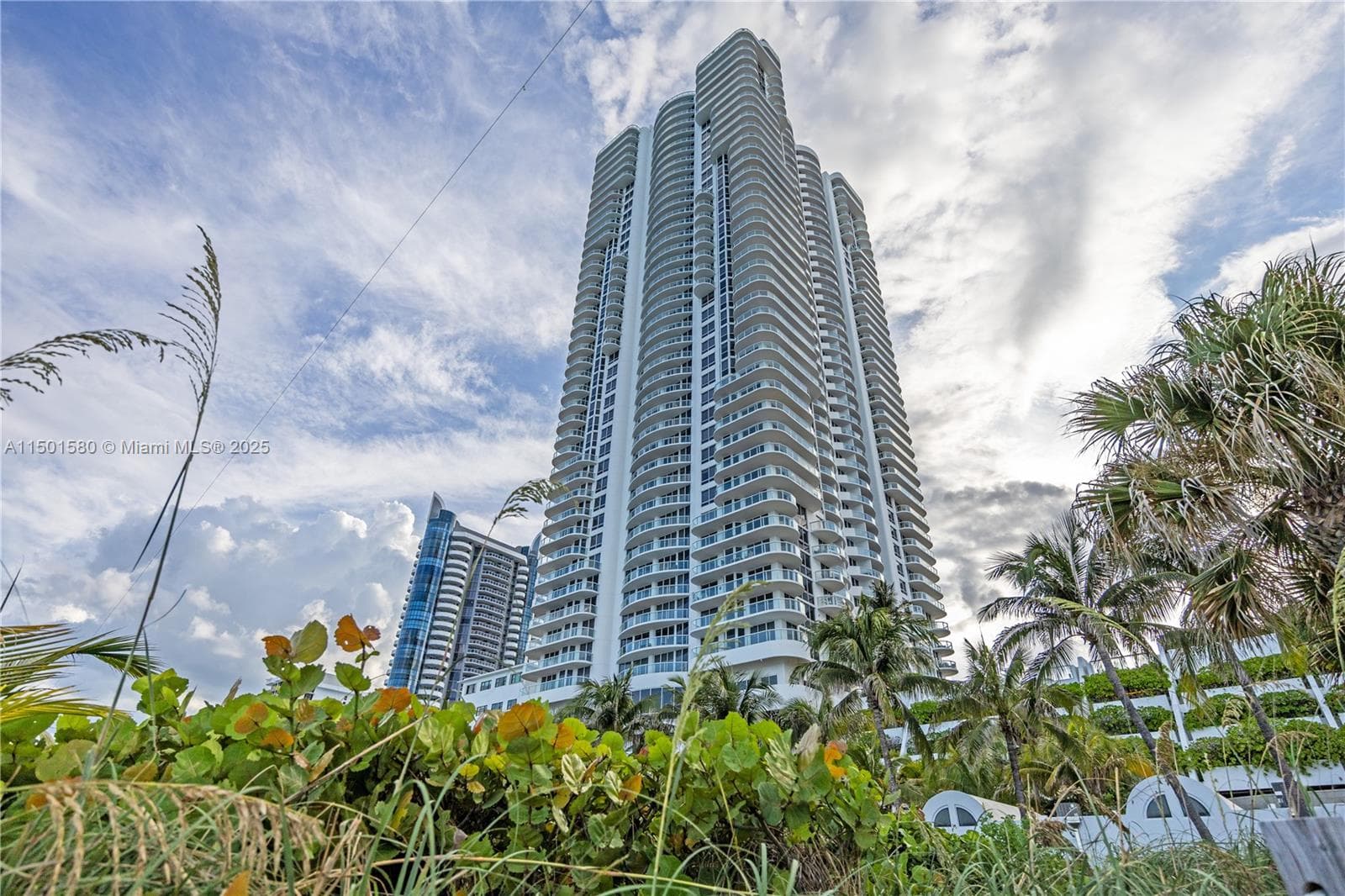 A11501580 — Miami Beach — 44