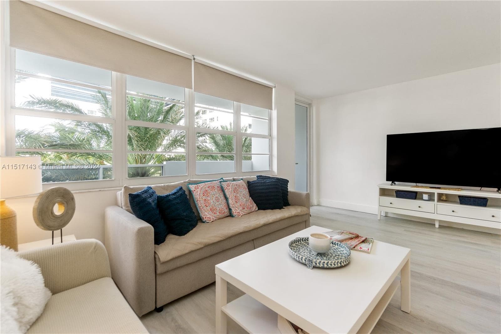 A11517143 — Miami Beach — 3