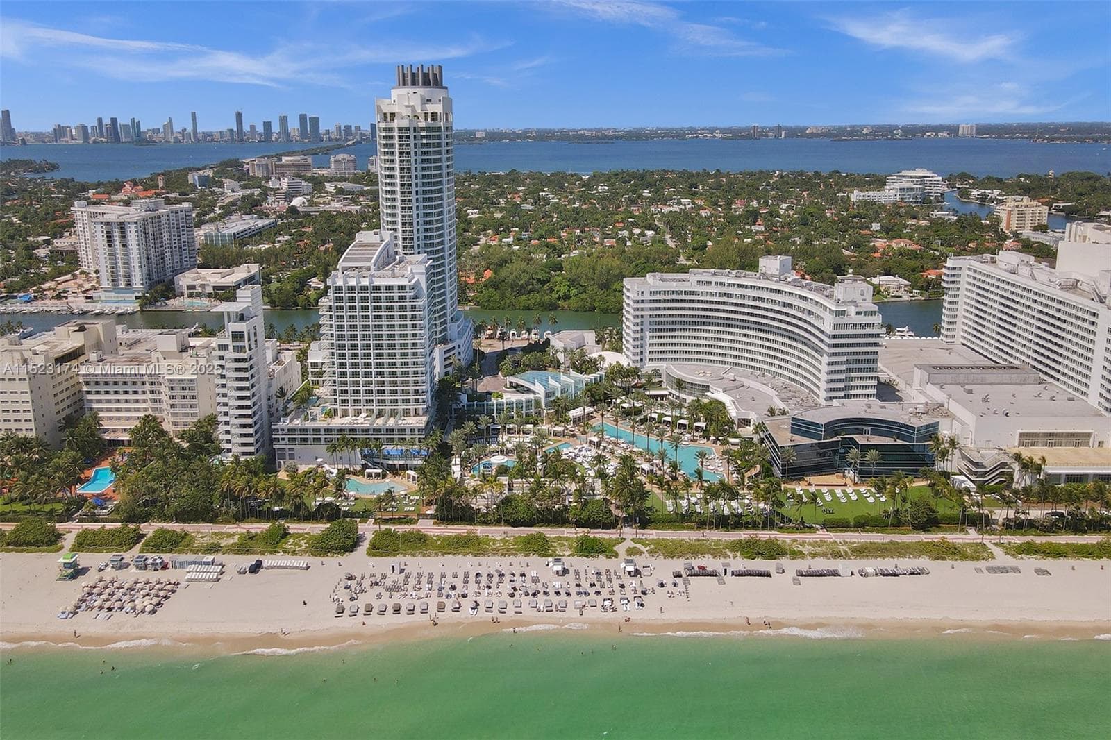 A11523174 — Miami Beach — 35