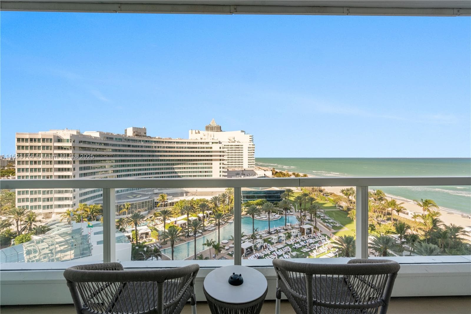 A11523174 — Miami Beach — 4