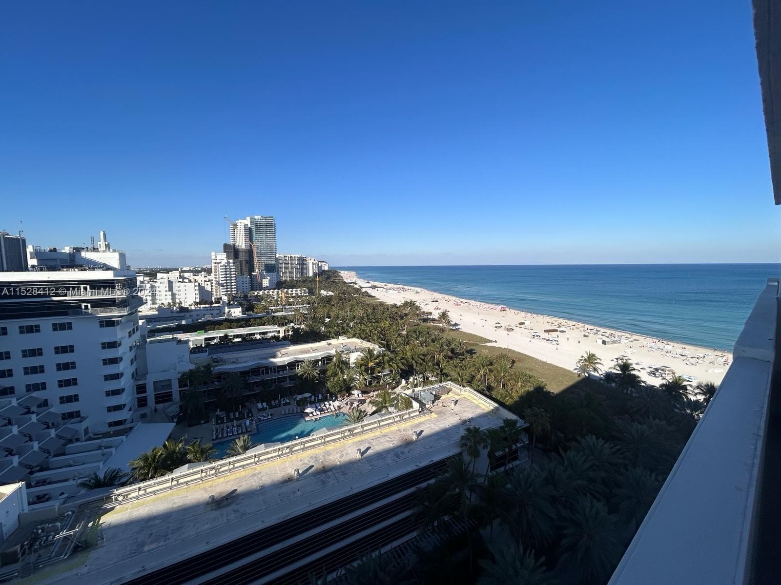 A11528412 — Miami Beach — 15
