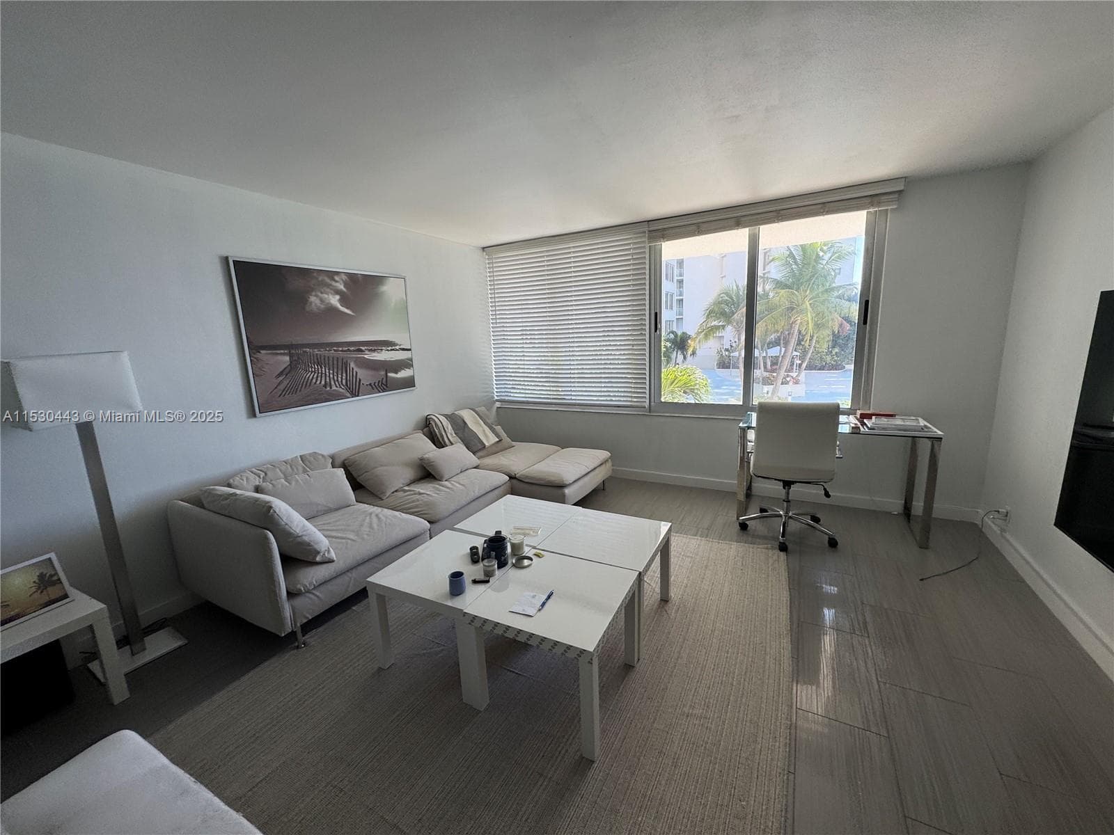 A11530443 — Miami Beach — 13