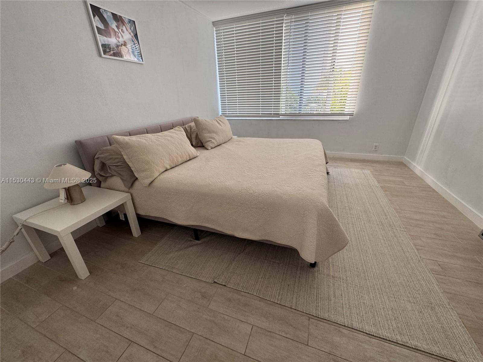 A11530443 — Miami Beach — 41