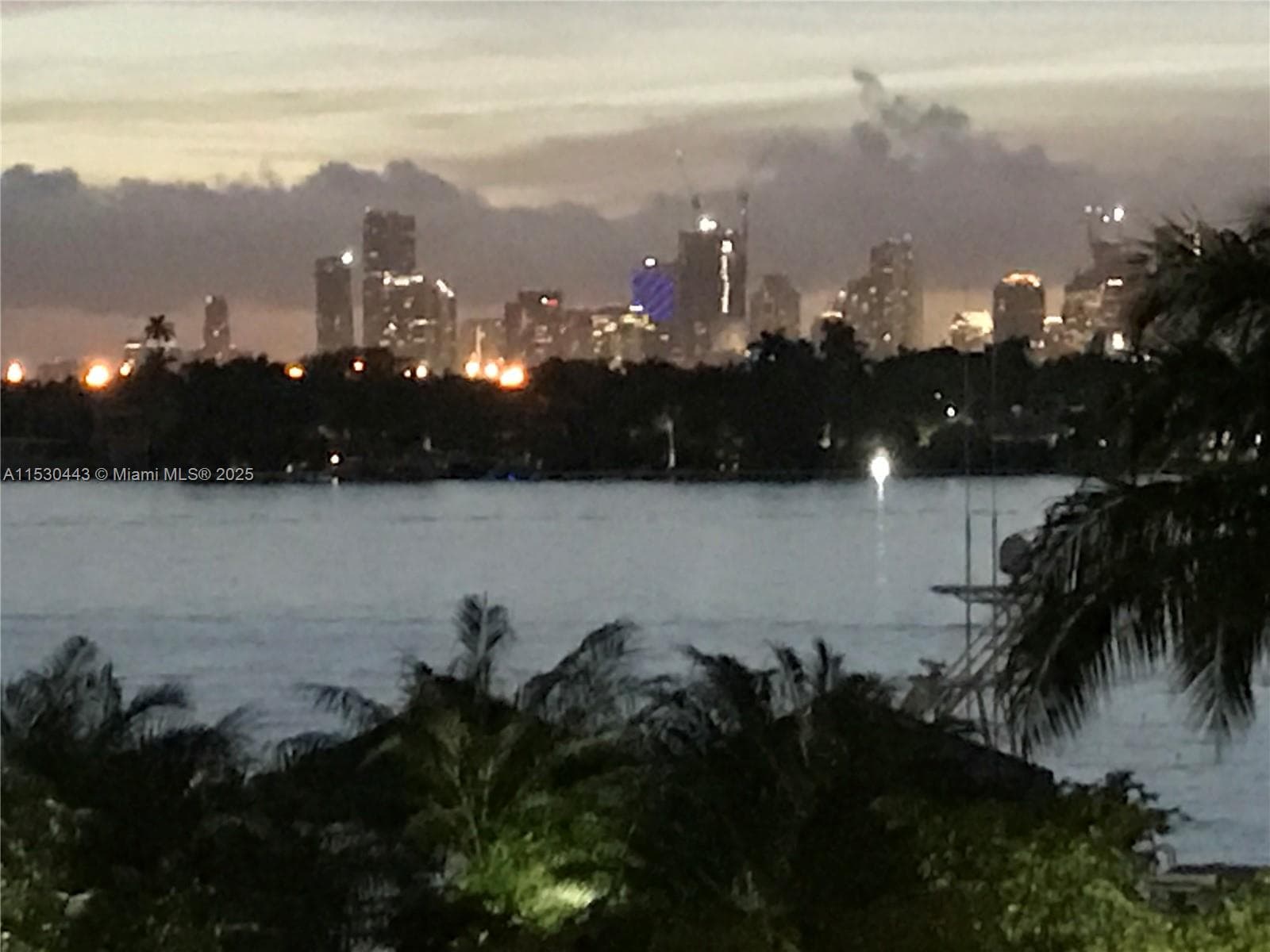 A11530443 — Miami Beach — 25