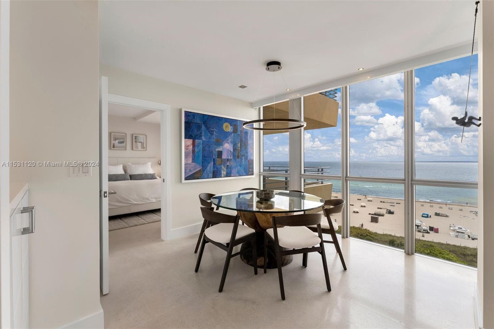 A11531120 — Miami Beach — 7