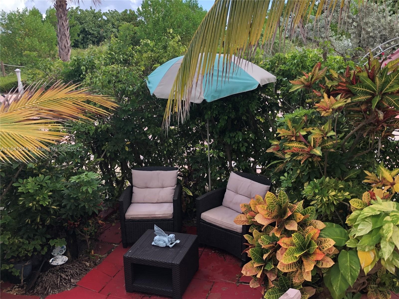 A11541348 — Miami Beach — 9