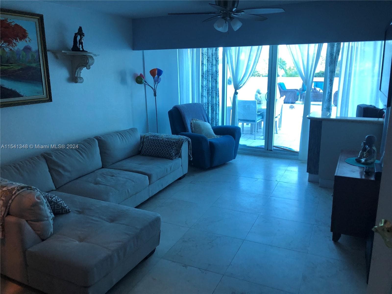 A11541348 — Miami Beach — 4