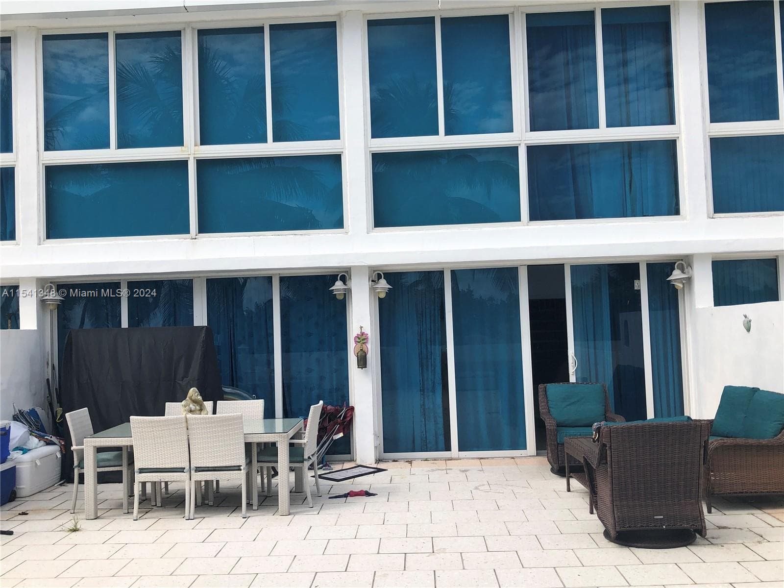 A11541348 — Miami Beach — 8