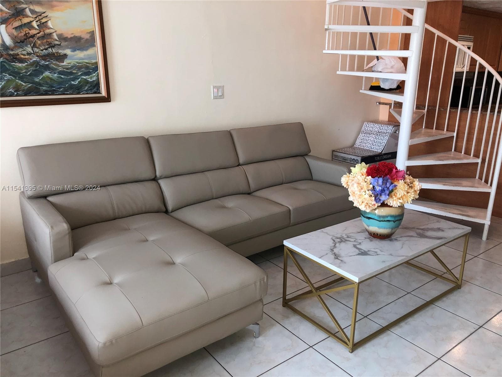 A11541395 — Miami Beach