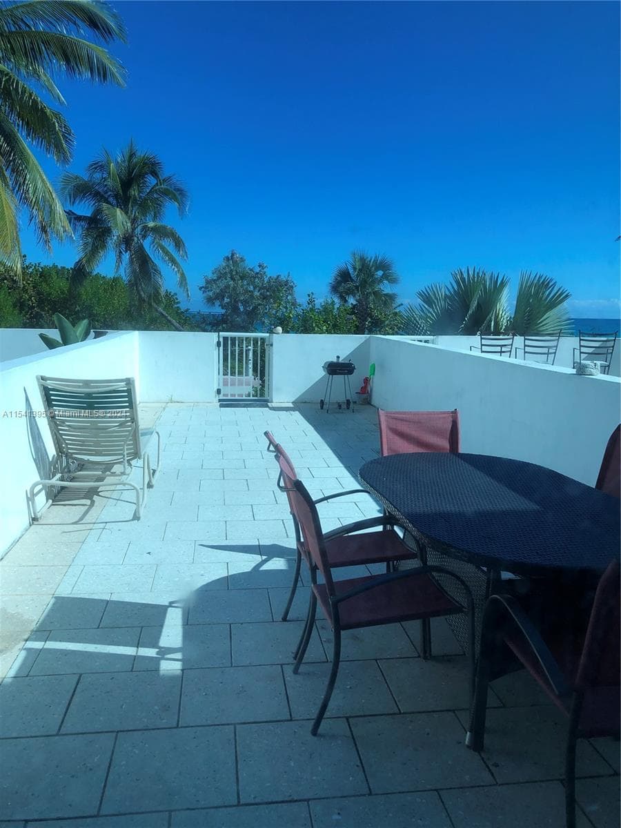 A11541395 — Miami Beach — 5