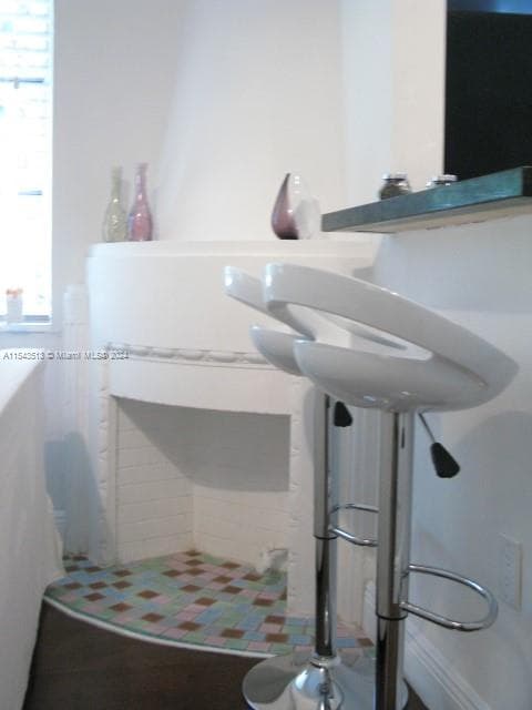 A11543513 — Miami Beach — 9
