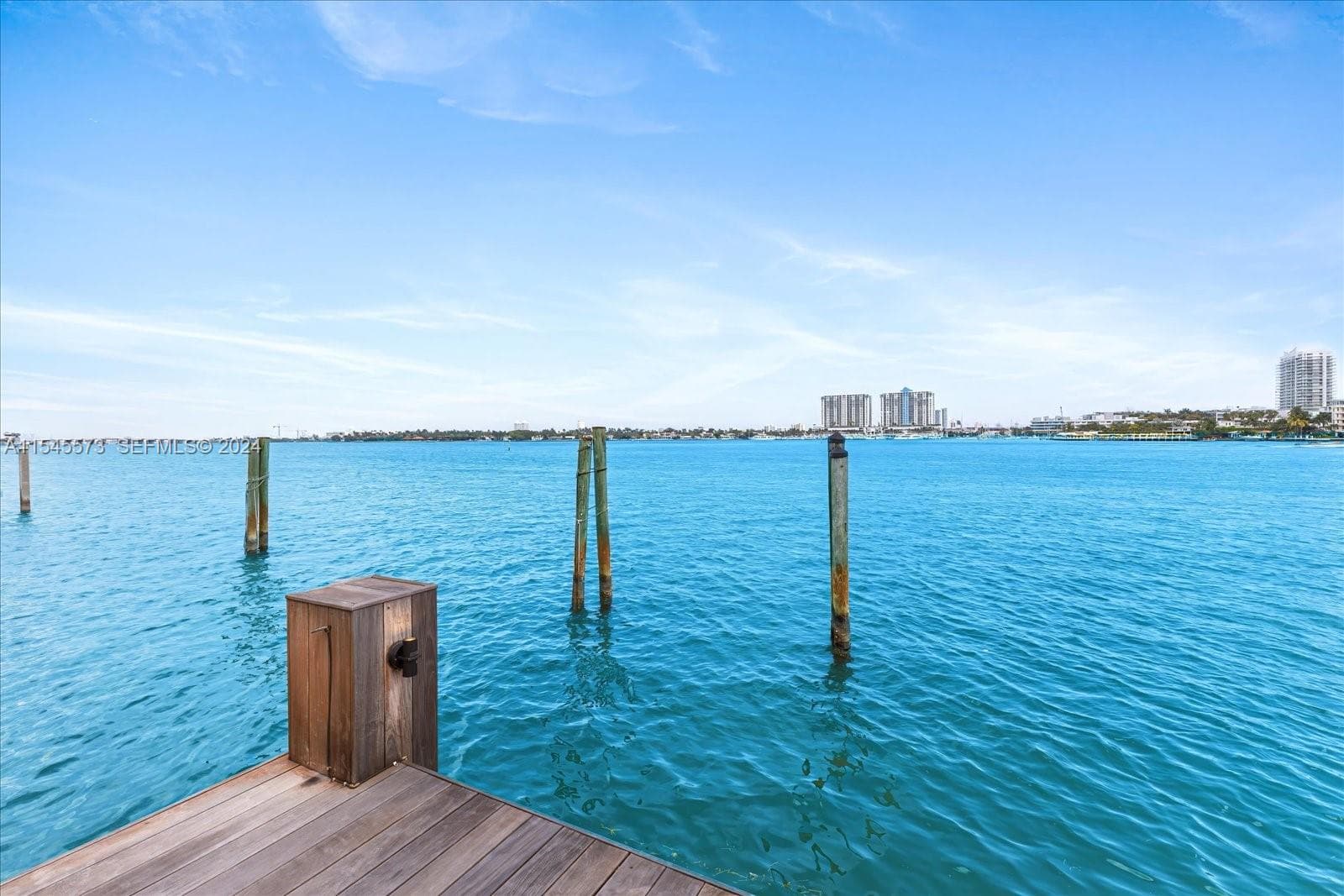 A11545573 — Miami Beach — 36
