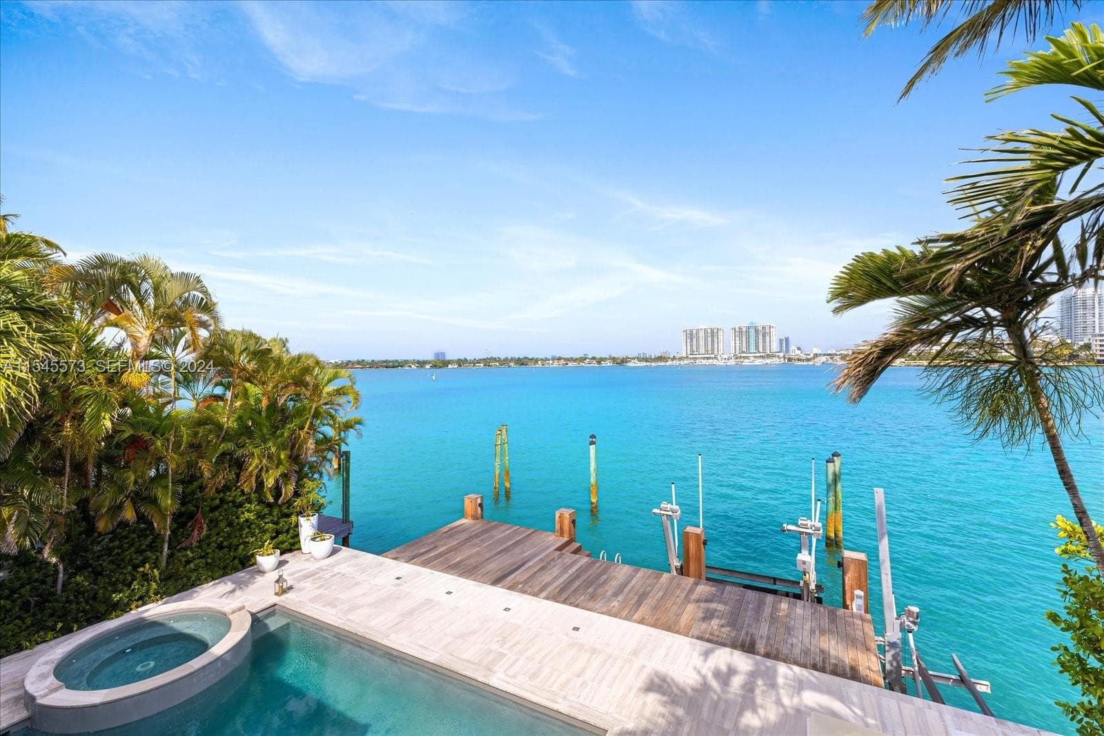 A11545573 — Miami Beach — 37