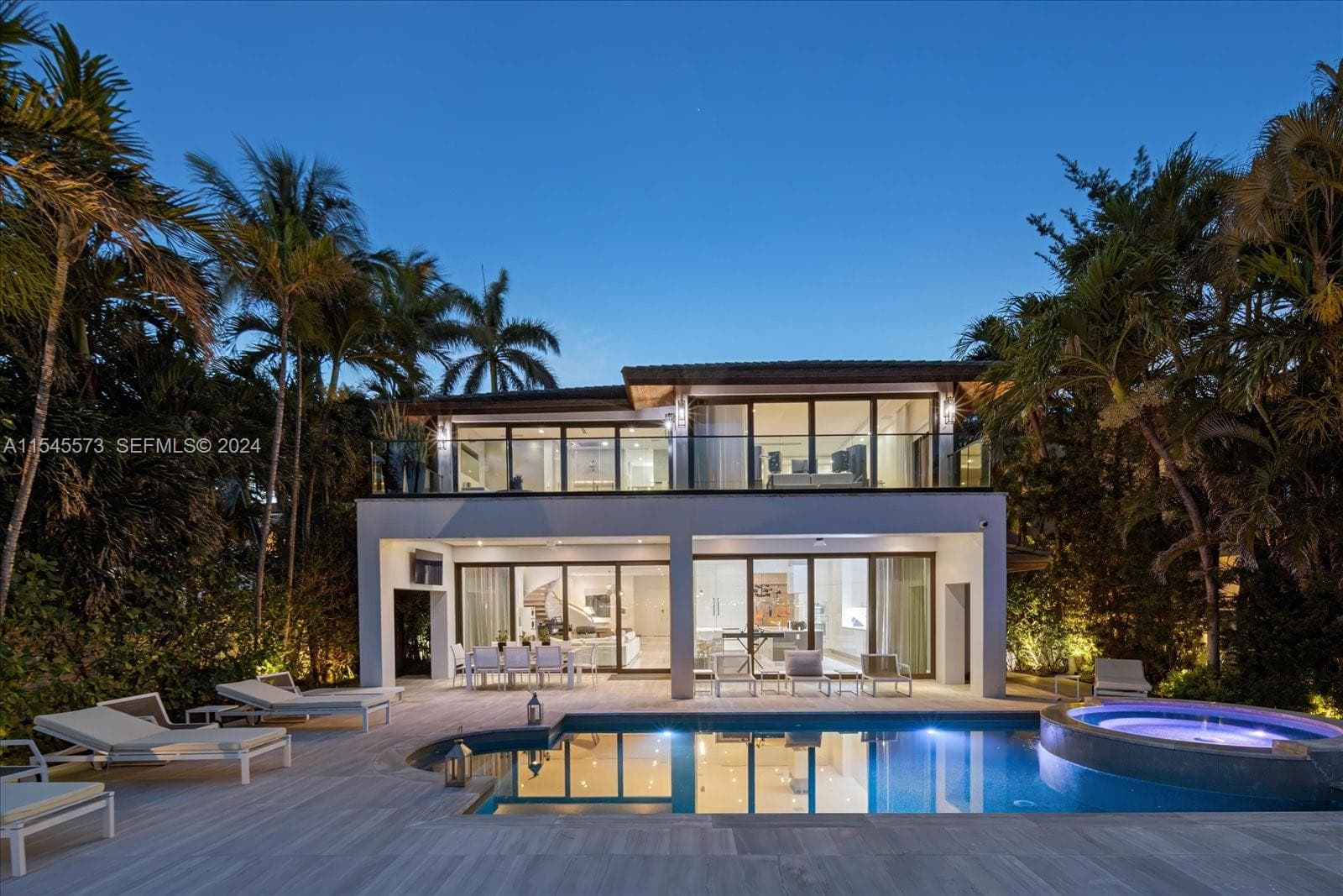 A11545573 — Miami Beach — 40