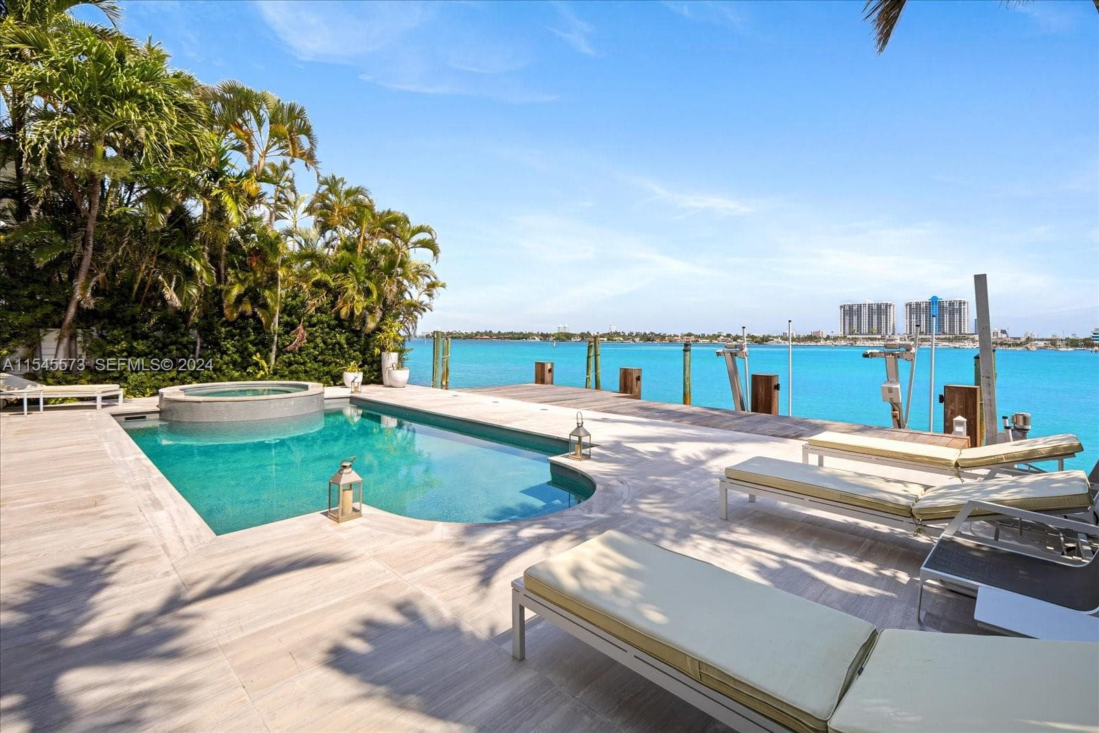 A11545573 — Miami Beach — 35
