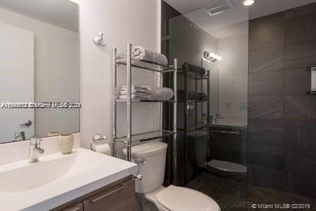 A11548612 — Miami Beach — 13