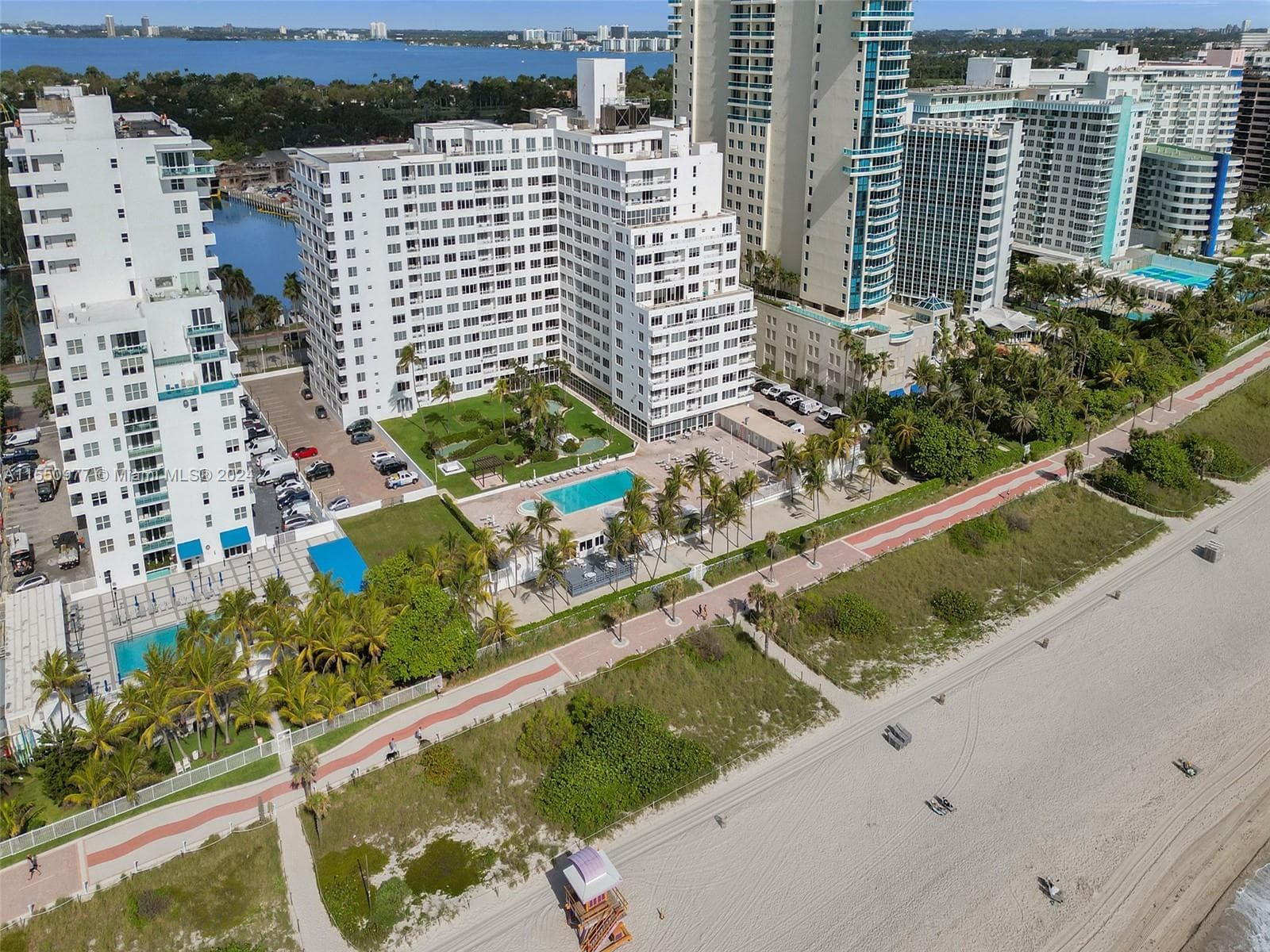 A11550977 — Miami Beach — 39