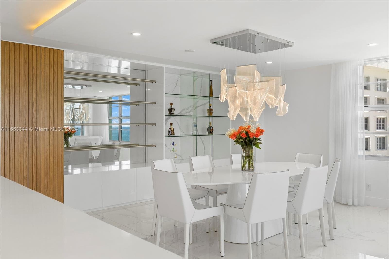 A11553344 — Miami Beach — 23
