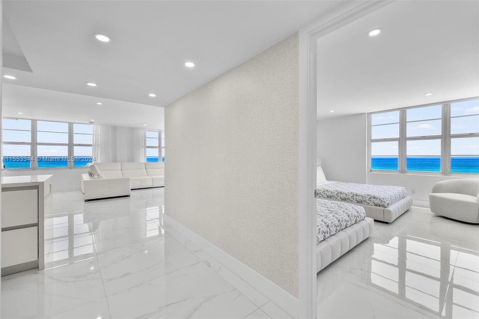 A11553344 — Miami Beach — 27