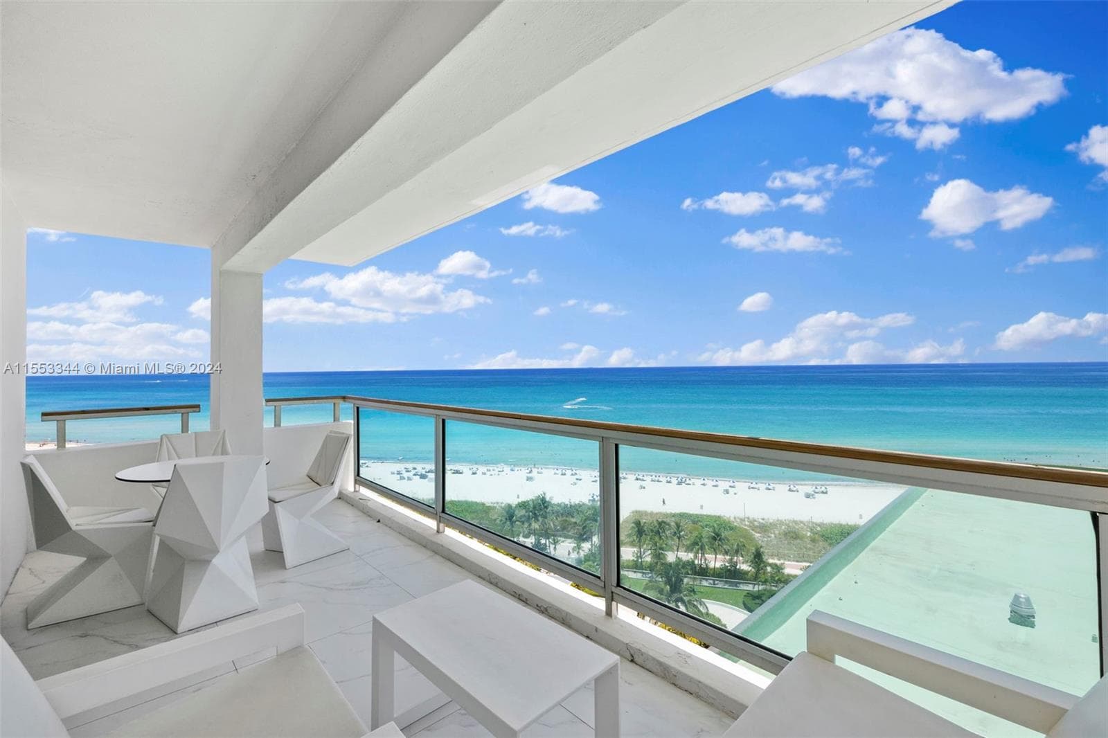 A11553344 — Miami Beach
