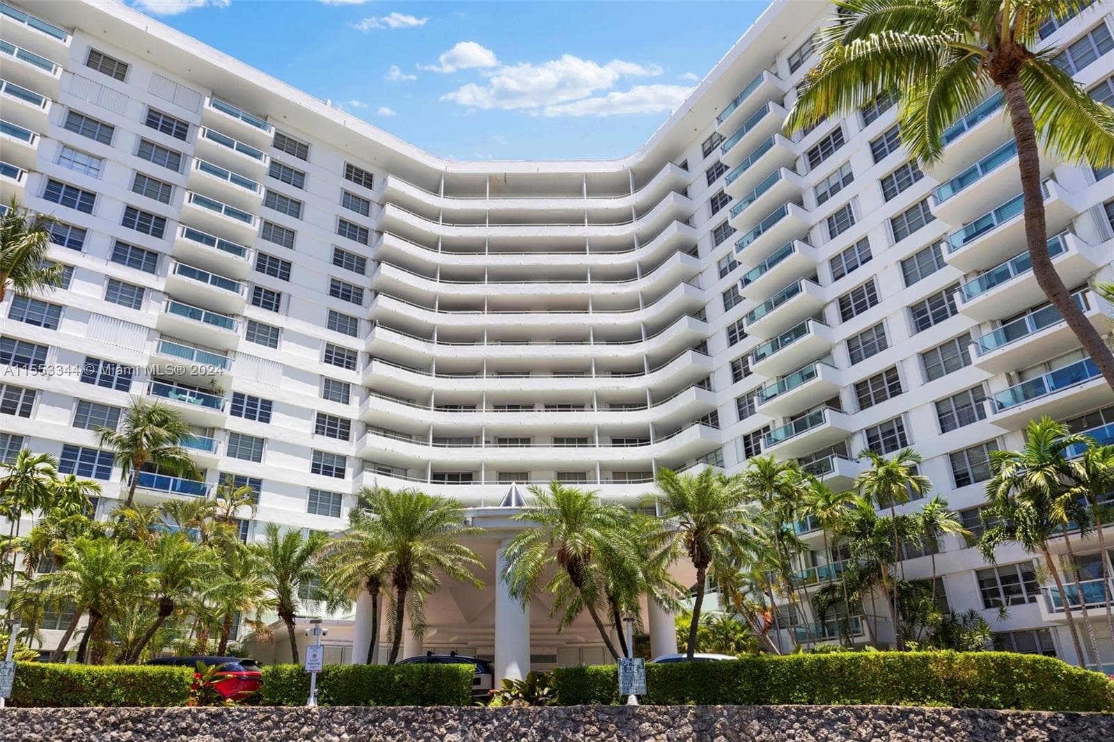 A11553344 — Miami Beach — 65