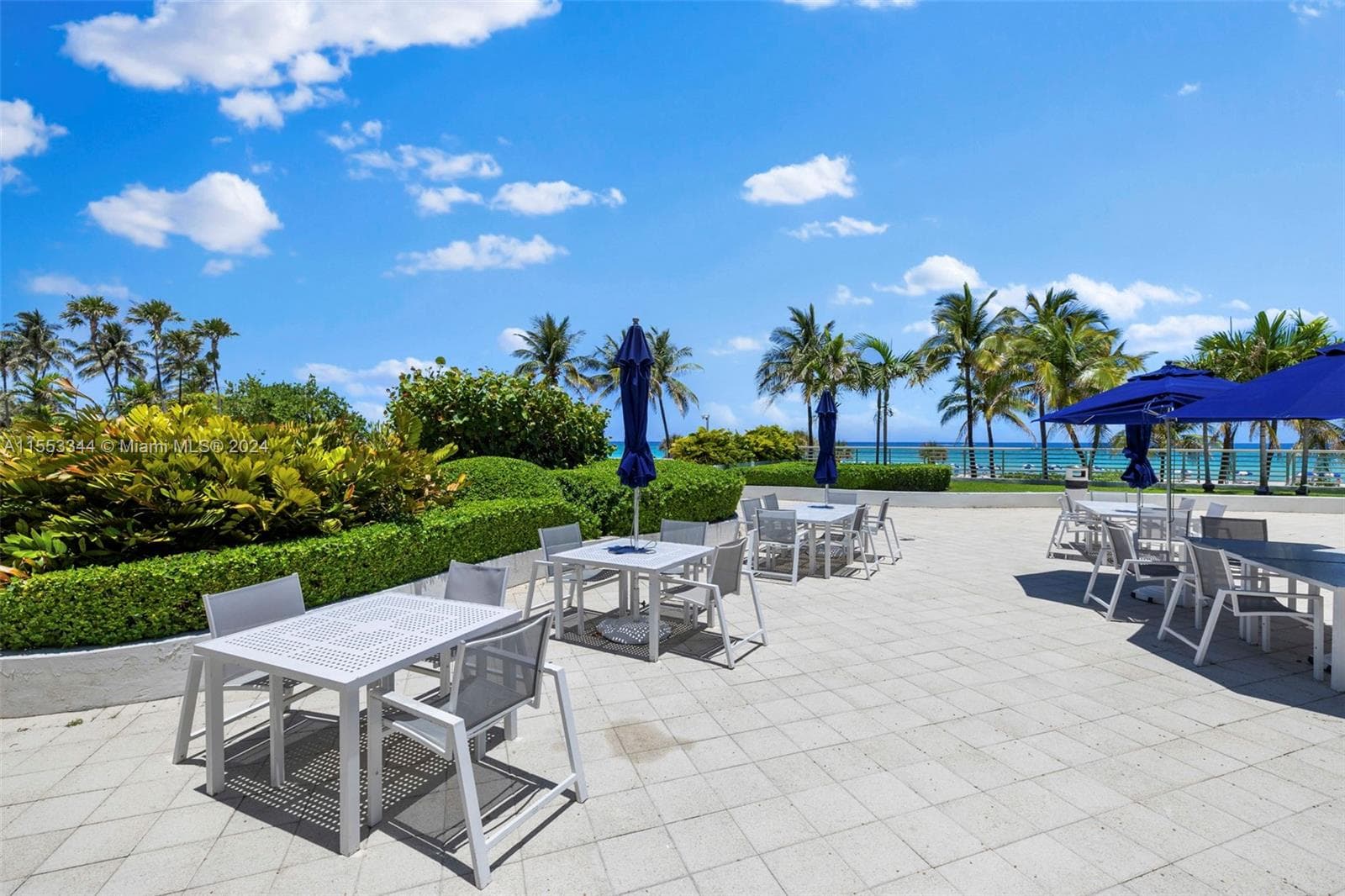 A11553344 — Miami Beach — 51