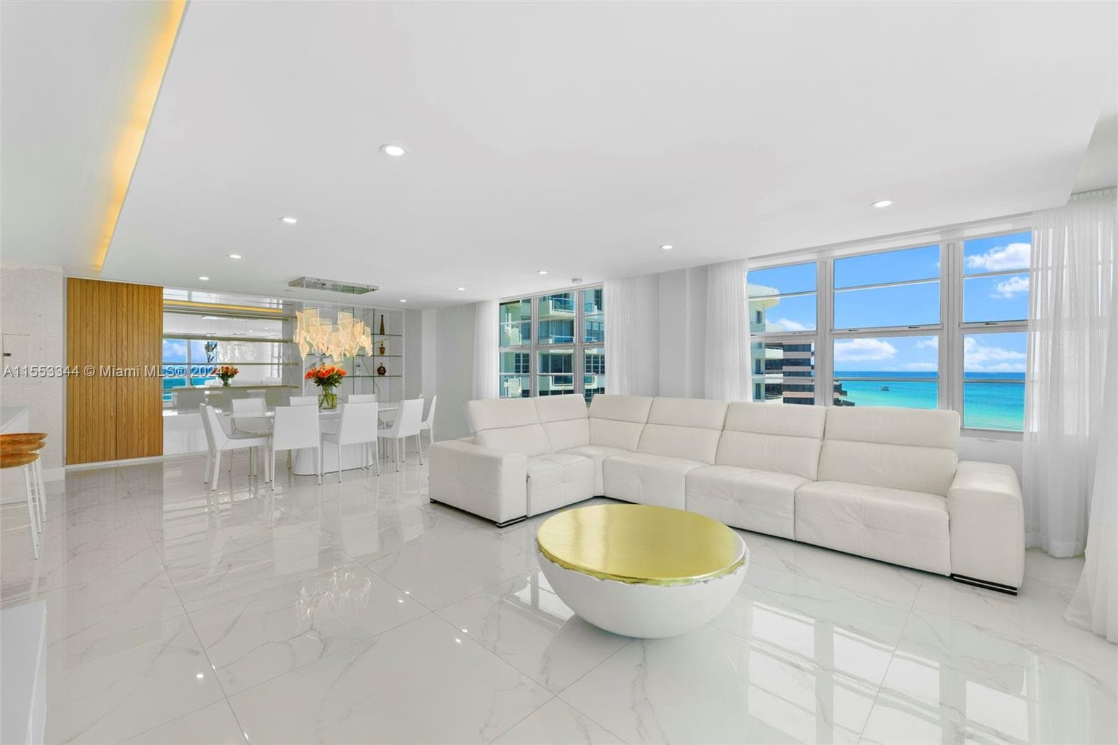 A11553344 — Miami Beach — 19