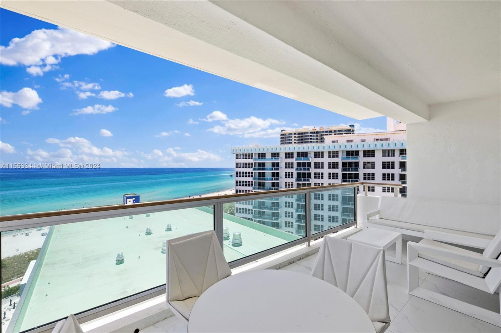 A11553344 — Miami Beach — 44