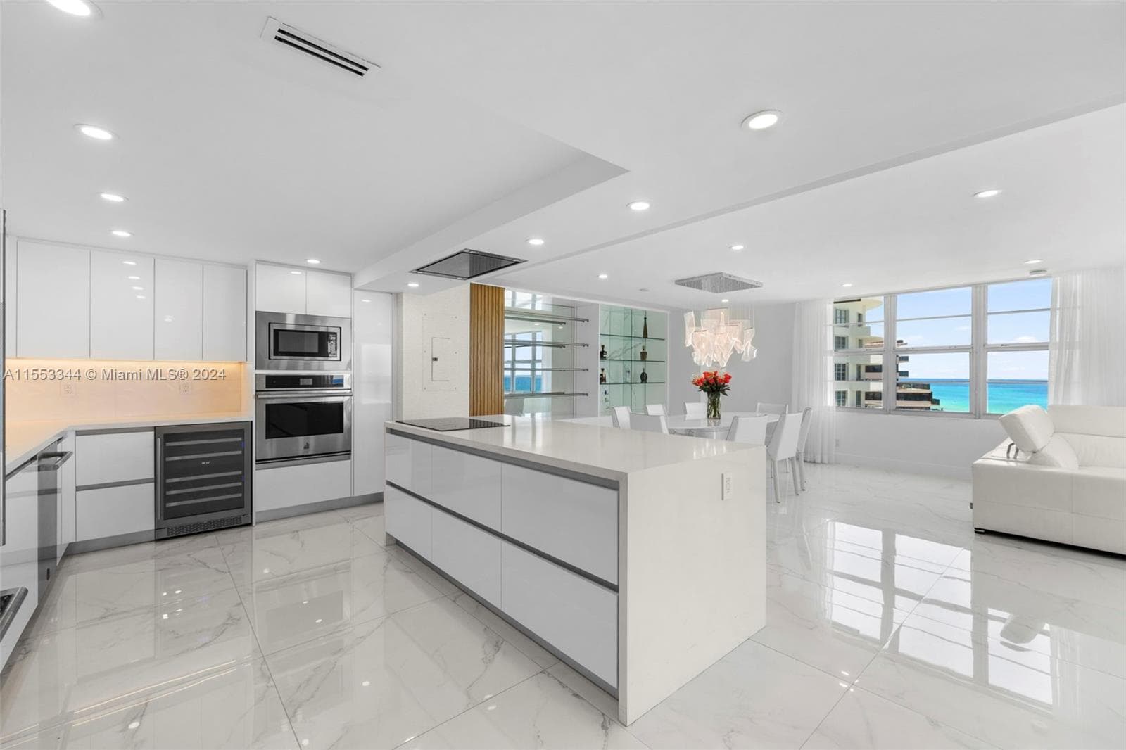 A11553344 — Miami Beach — 4