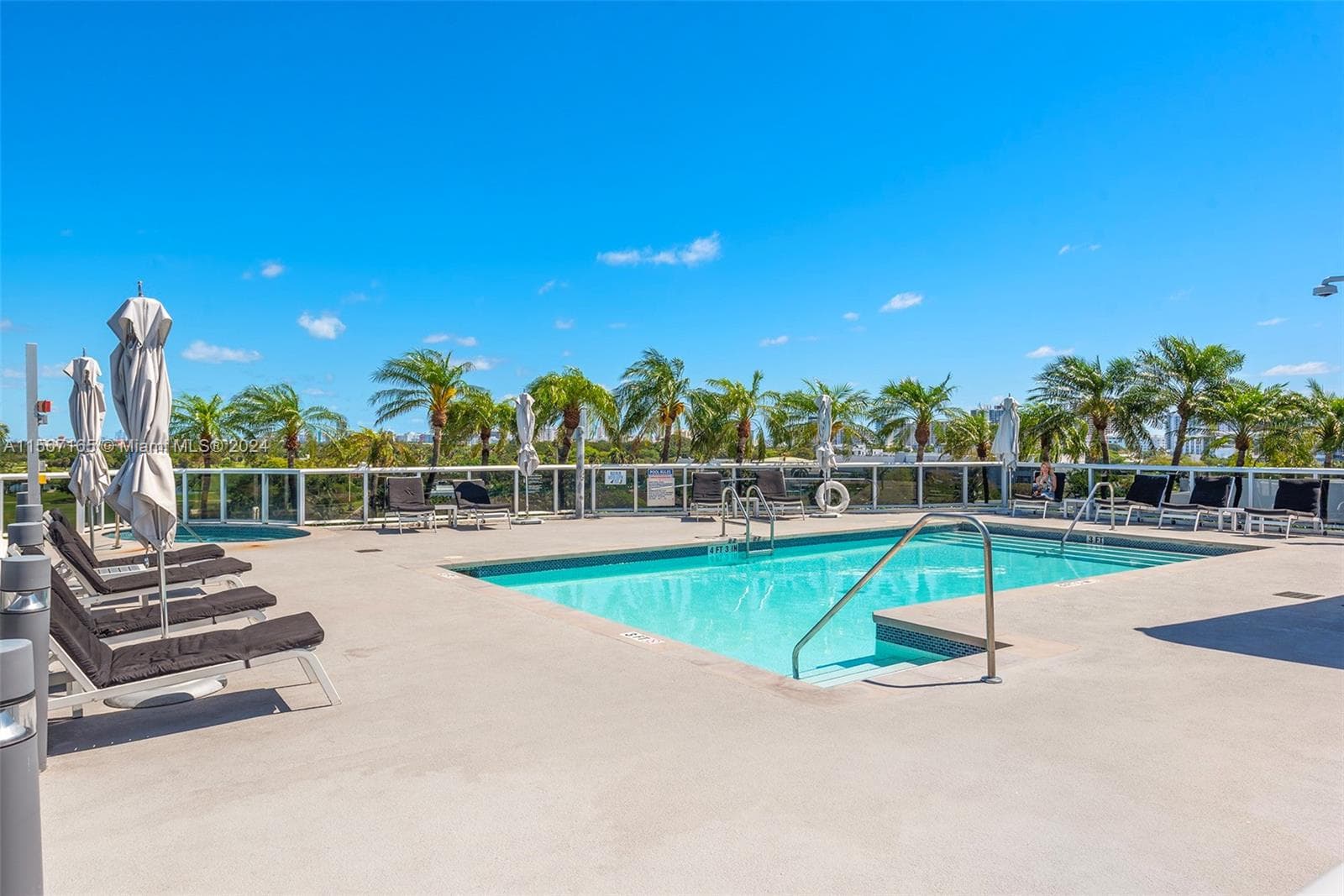 A11567165 — Miami Beach — 22