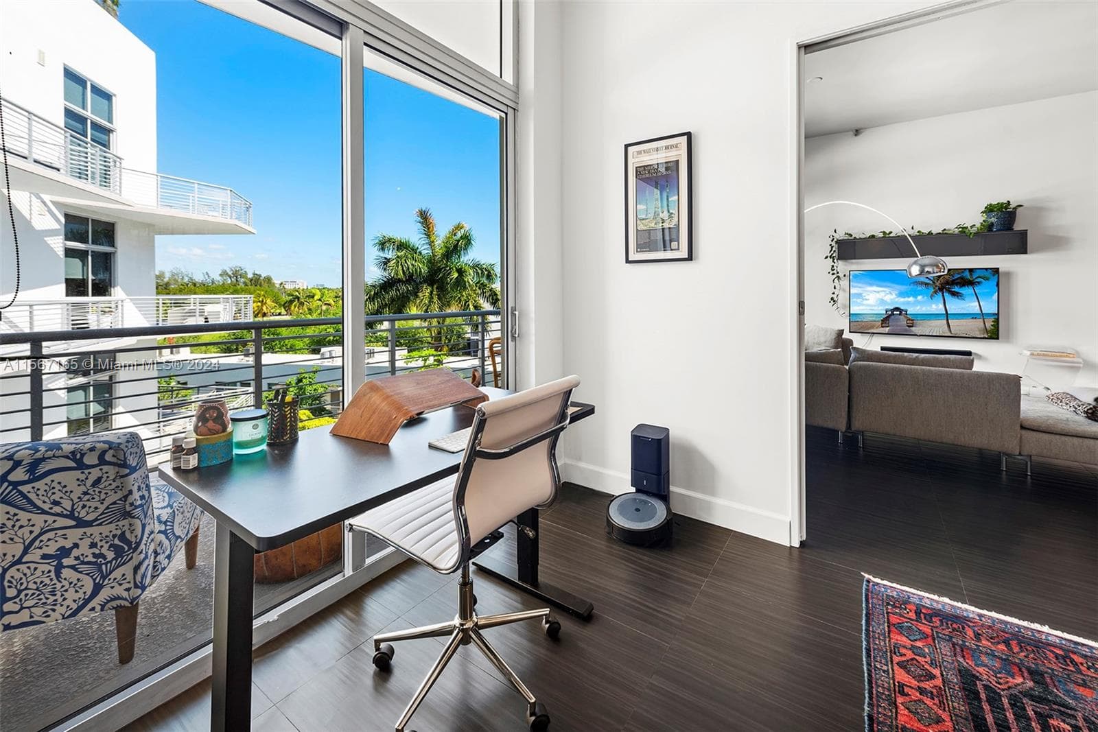 A11567165 — Miami Beach — 15