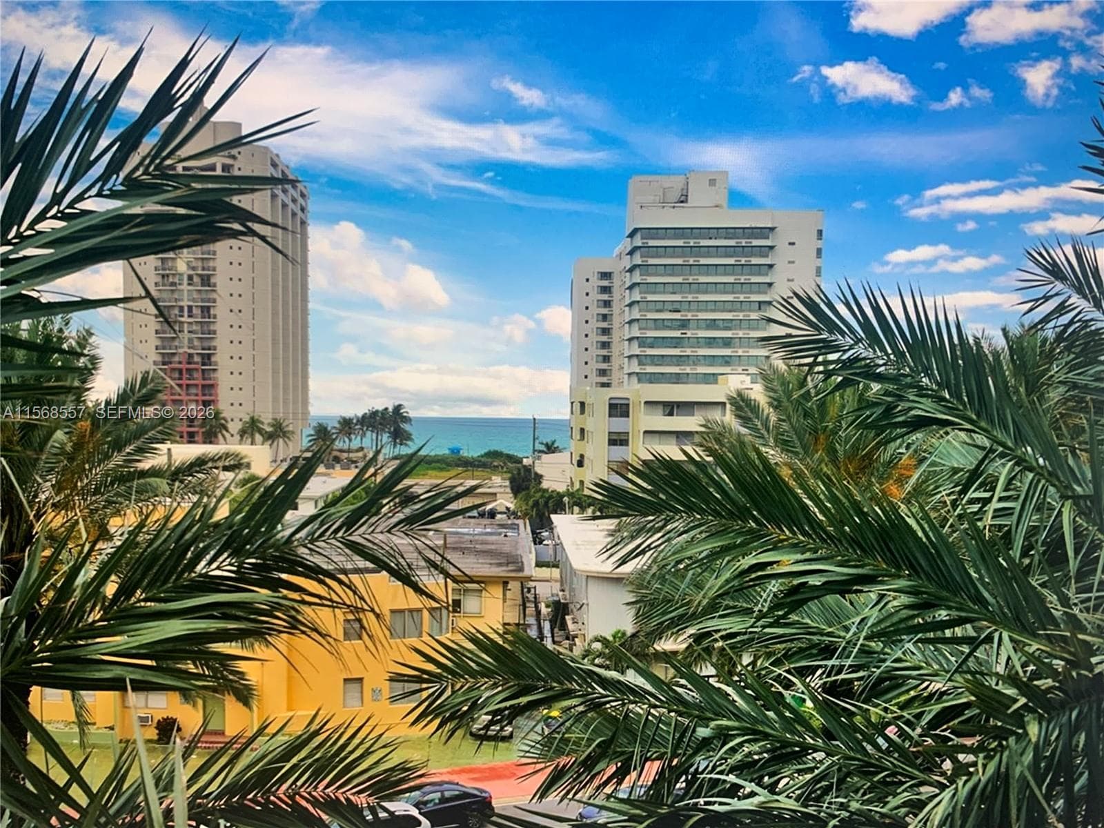 A11568557 — Miami Beach
