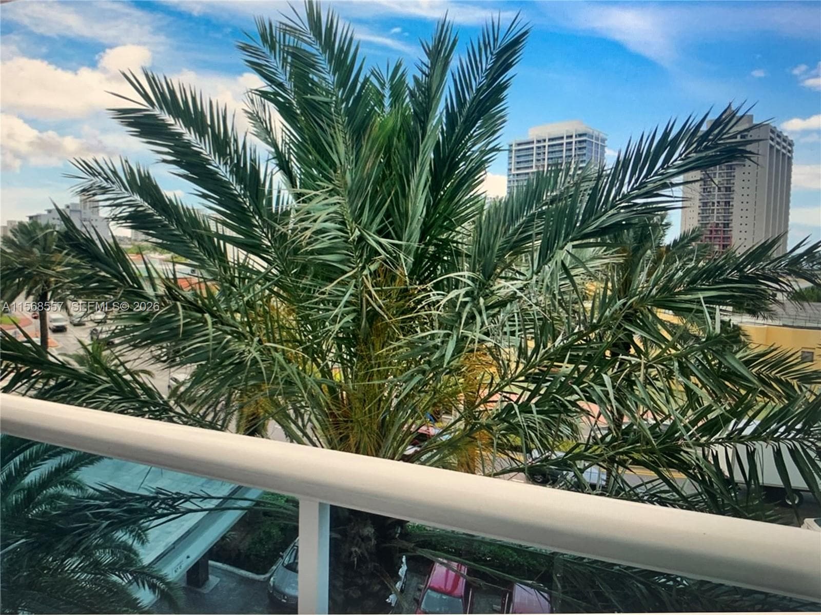 A11568557 — Miami Beach — 31