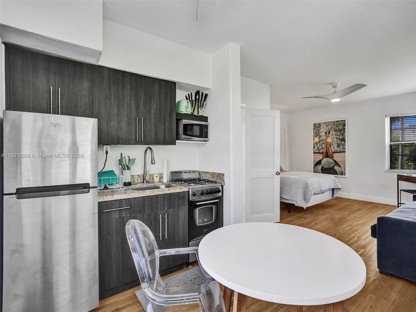 A11574289 — Miami Beach — 6