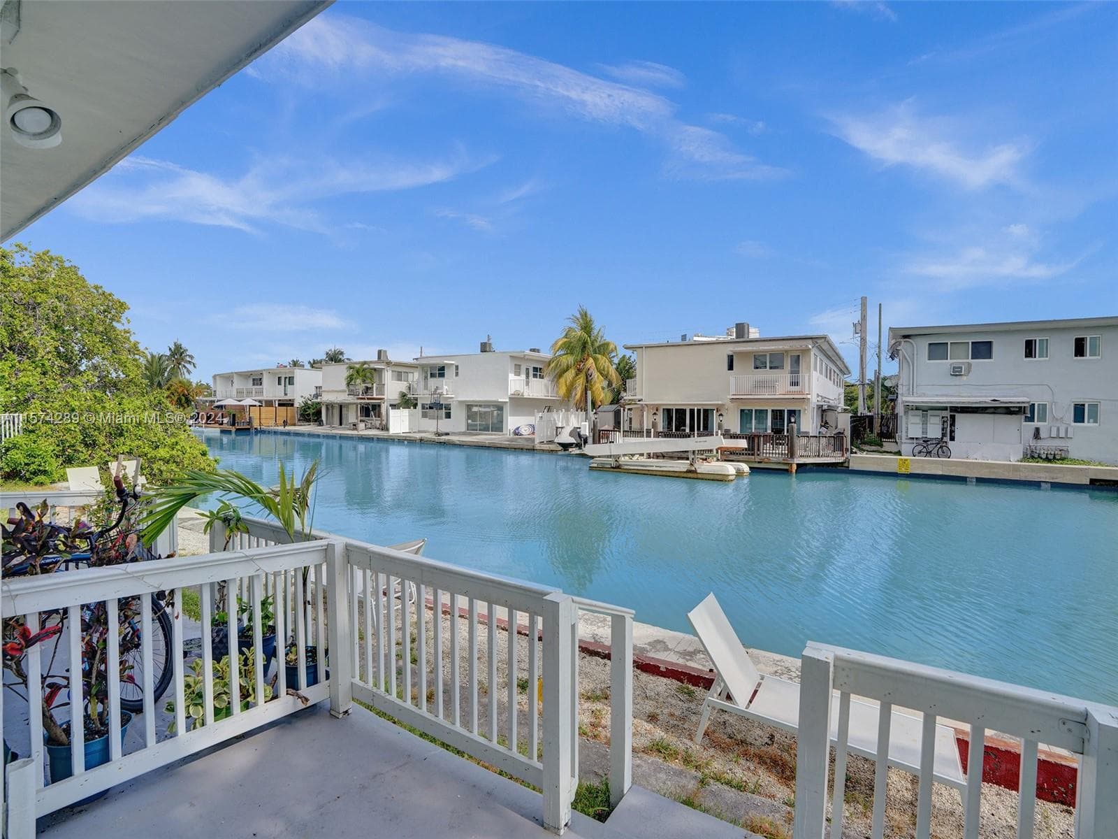 A11574289 — Miami Beach — 13