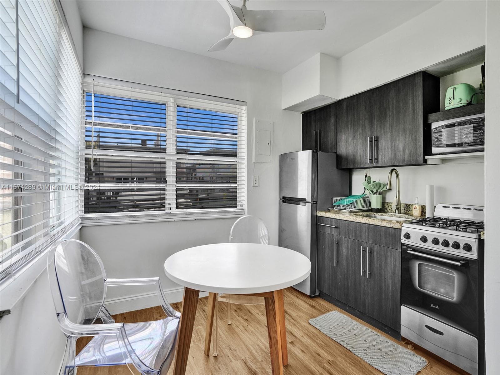A11574289 — Miami Beach — 5