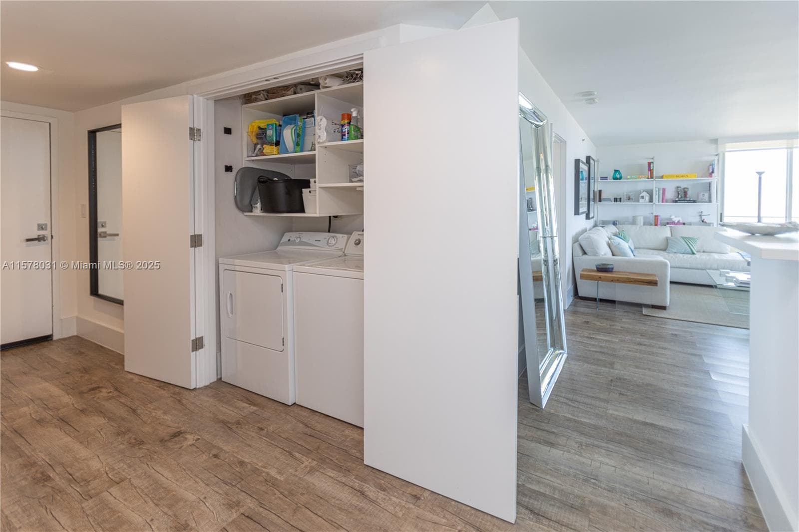 A11578031 — Miami Beach — 20