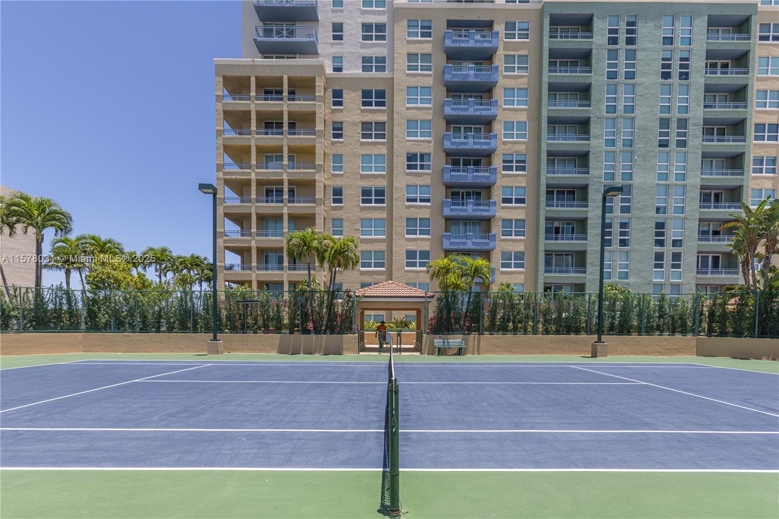 A11578031 — Miami Beach — 30