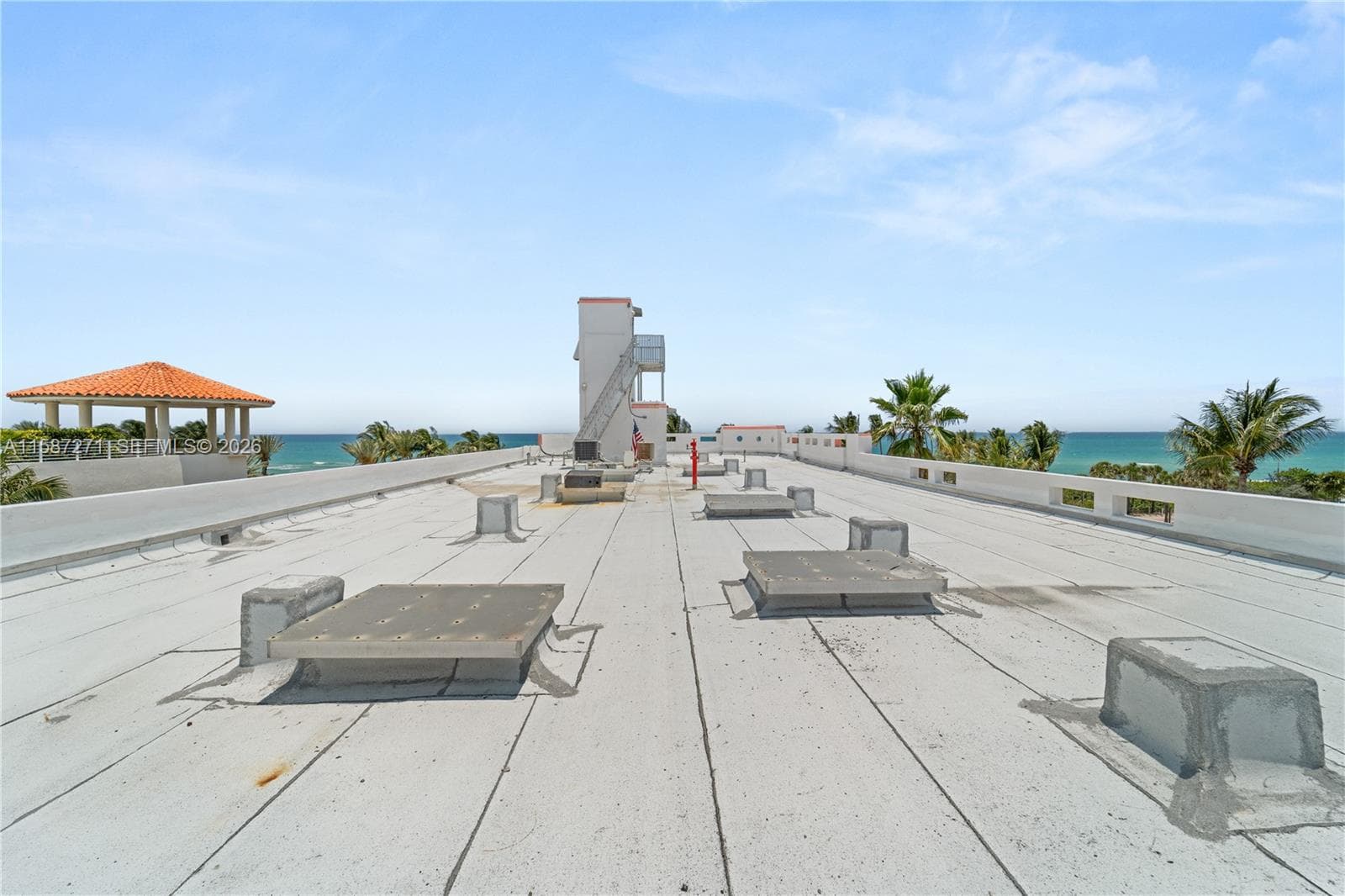 A11587271 — Miami Beach — 22