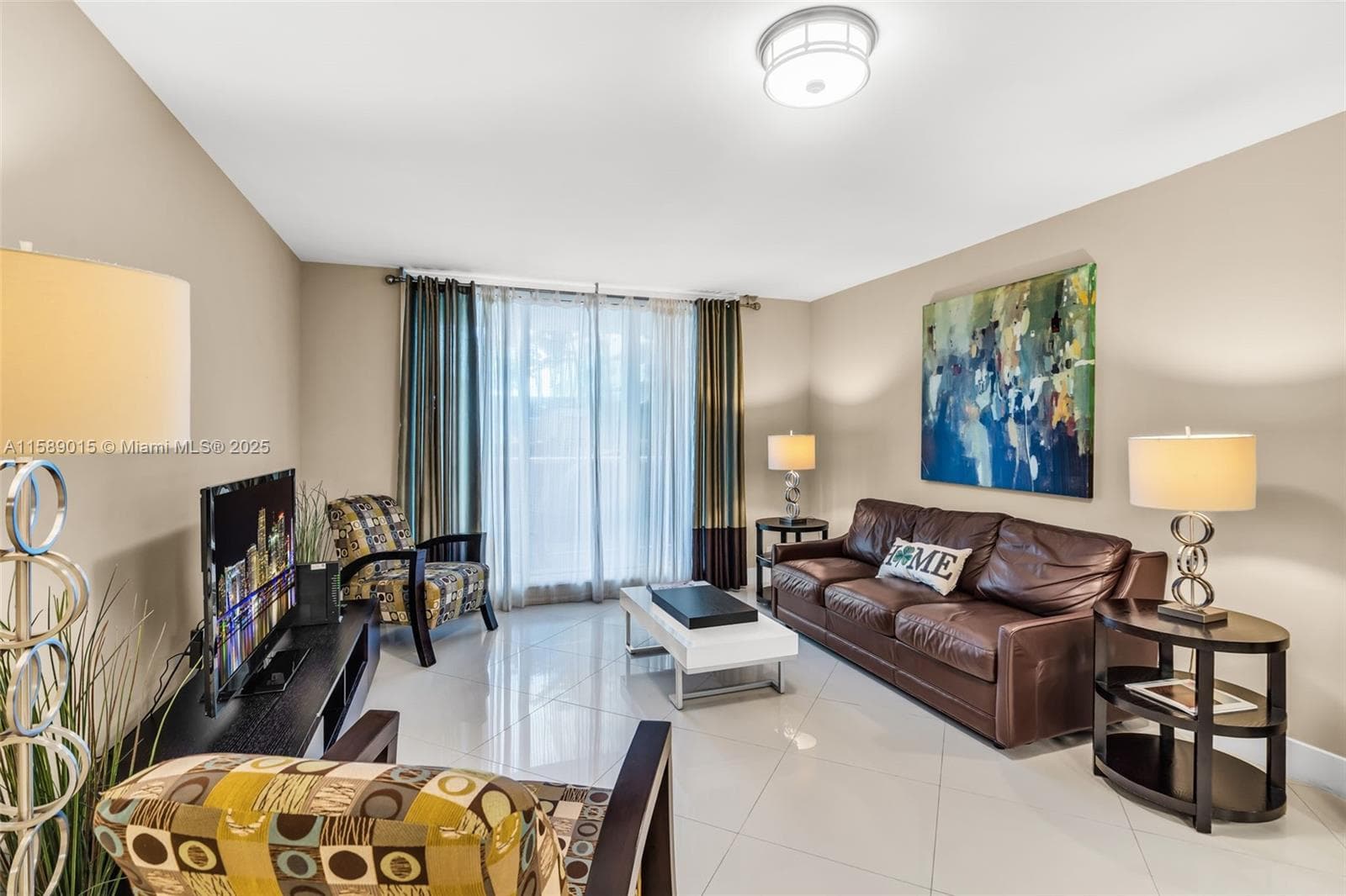 A11589015 — Miami Beach — 27