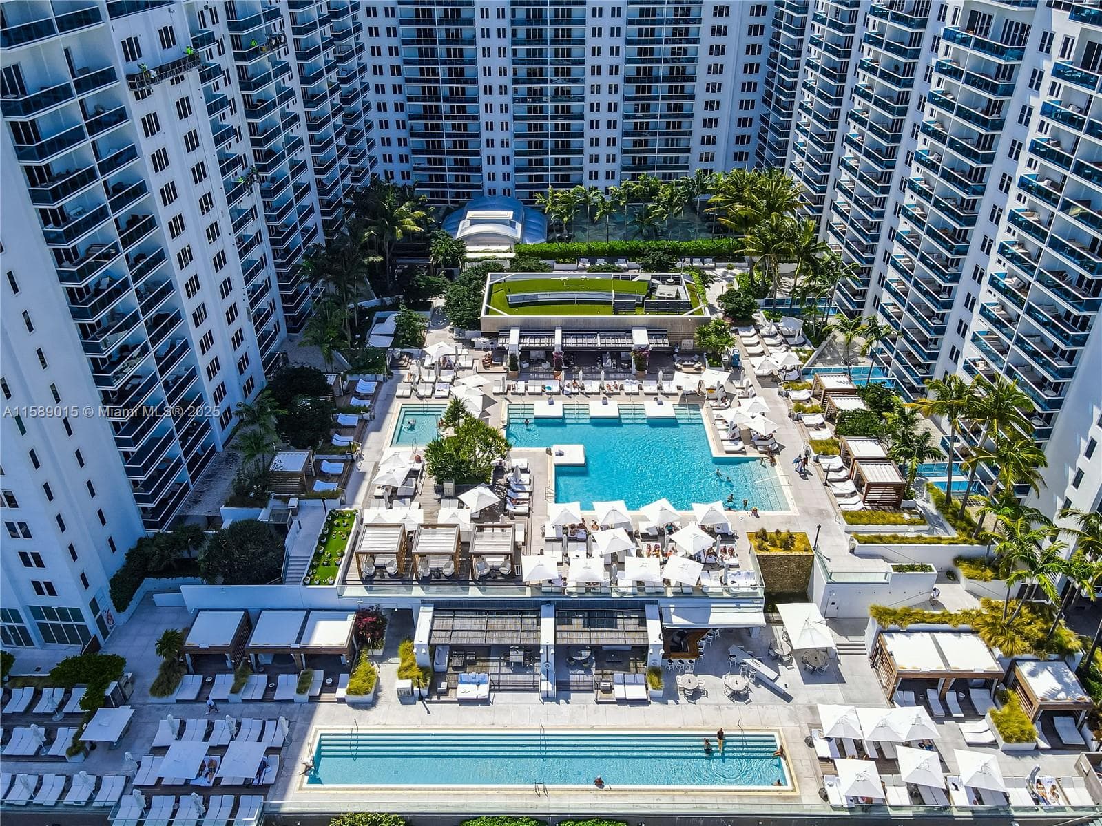 A11589015 — Miami Beach — 5