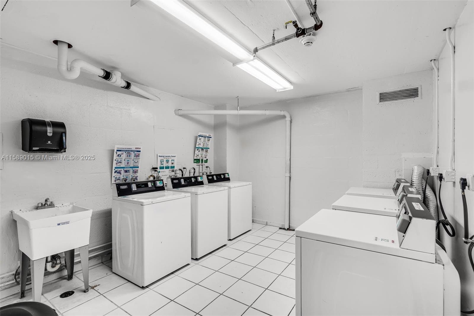 A11589015 — Miami Beach — 39