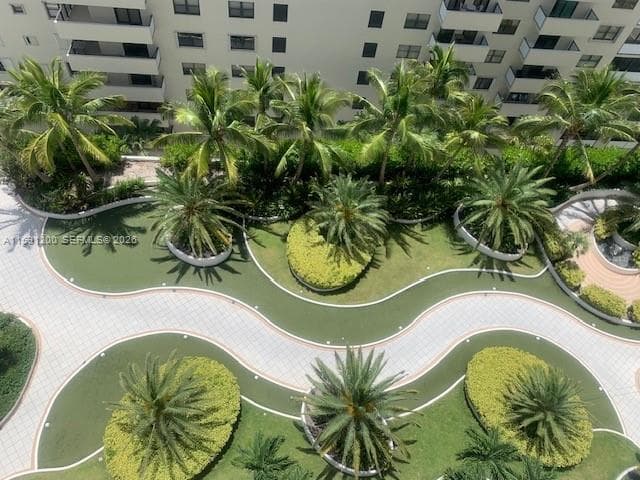 A11591200 — Miami Beach — 12