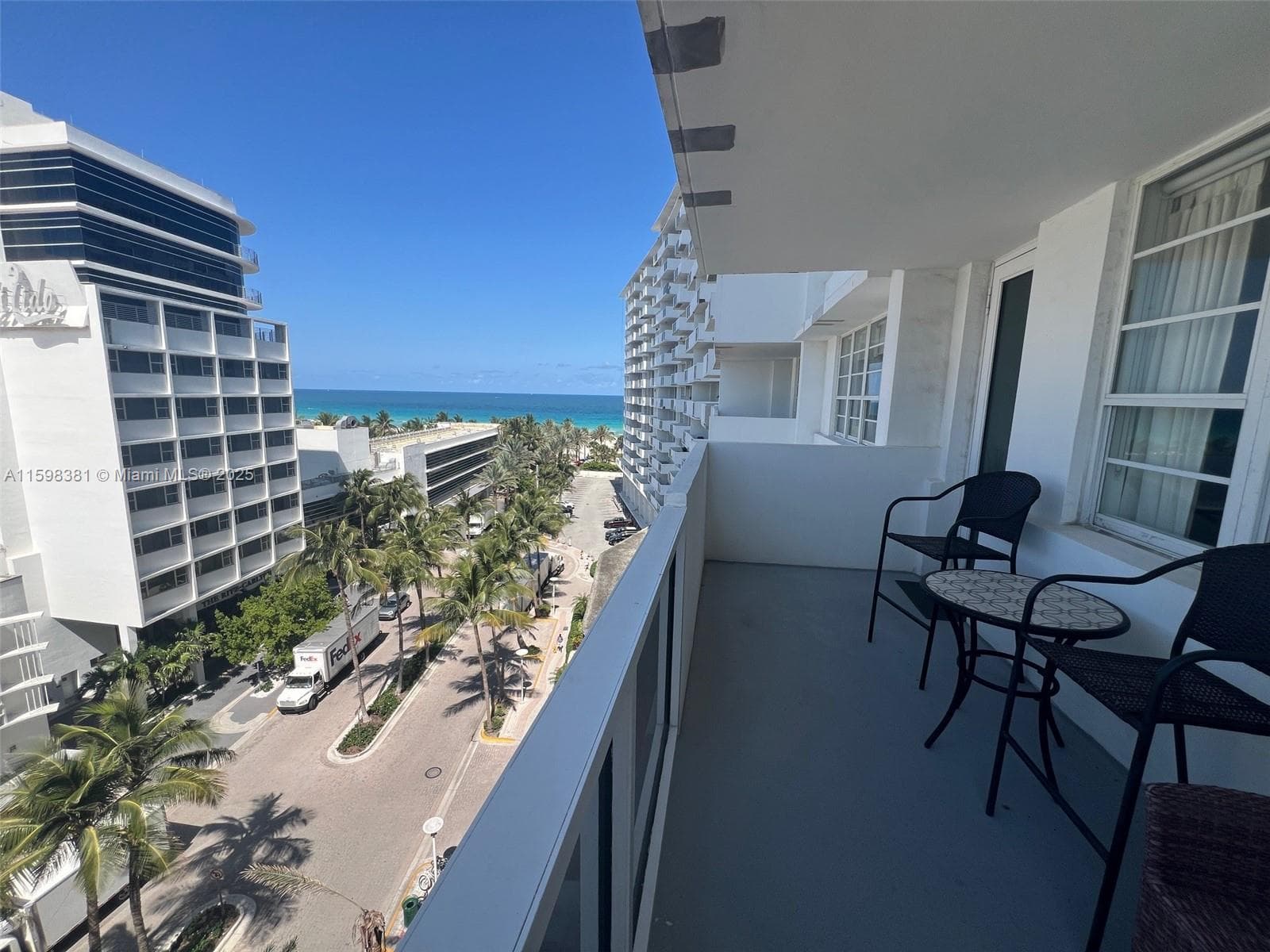 A11598381 — Miami Beach — 2